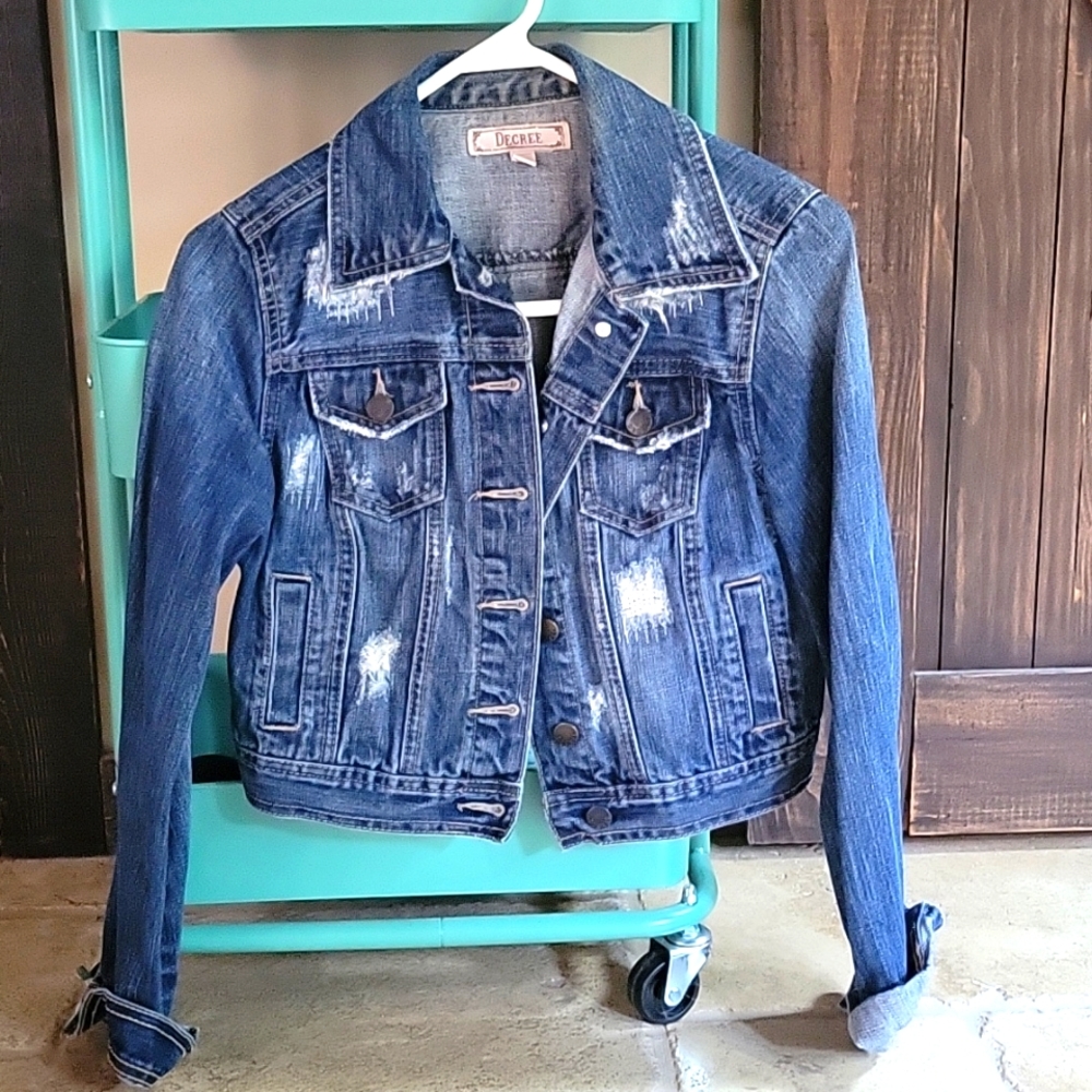 Denim jacket pre-owned in great condition